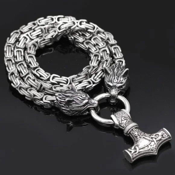 Boutique Other - New Stainless Steel Nordic Viking Wolf Head Necklace